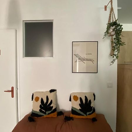Appartement Proche Du Port Tolone Esterno foto