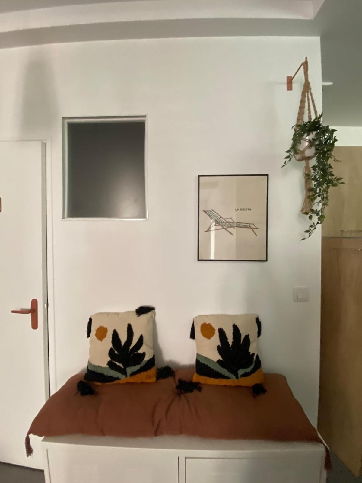 Appartement Proche Du Port Tolone Esterno foto