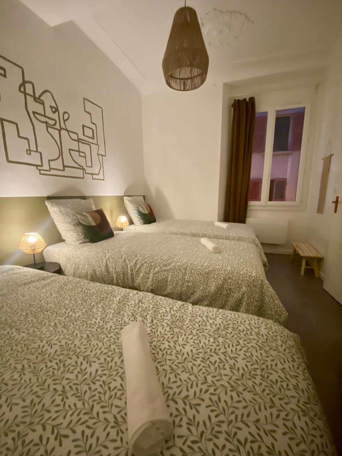 Appartement Proche Du Port Tolone Esterno foto